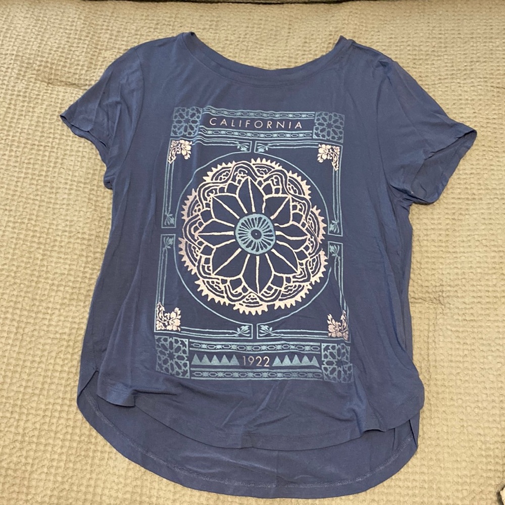 Small Hollister super soft casual short sleeve